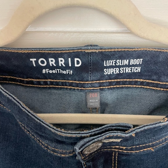Torrid Women's Blue Jeans - Picture 3 of 3